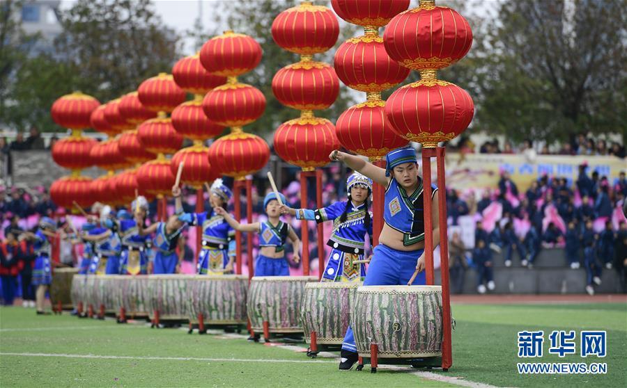 来凤县小学领导最新概览